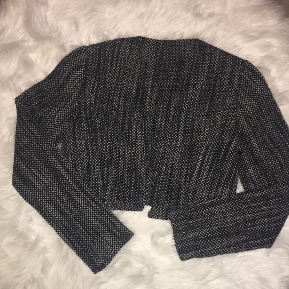 Anthropologie Tabitha Doily Lapel Long Sleeve 2 - Picture 4 of 6